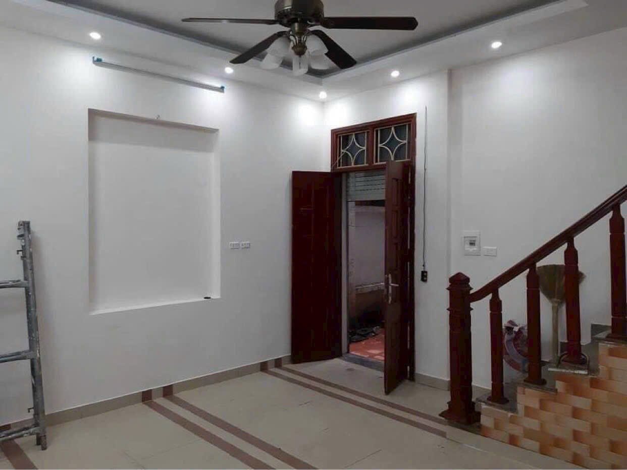 Cho thuê Phố Xã Đàn 5 tầng x 32m2, 3 ngủ, 4 vệ sinh, 12.5 Triệu - Ảnh 2